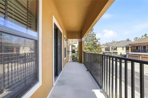 Exterior - 5723 Kingletsound Pl, Lithia, FL 33547 photo 4 of 5