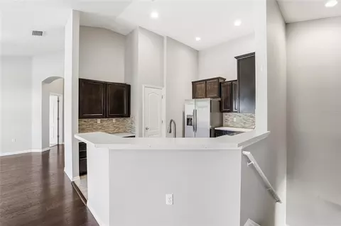 Kitchen - 5723 Kingletsound Pl, Lithia, FL 33547 photo 1 of 8