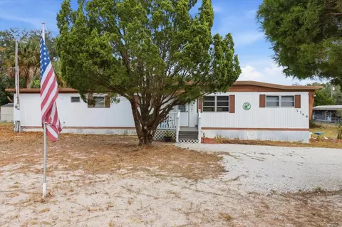 7749 W Chassahowitzka St, Homosassa, FL 34448