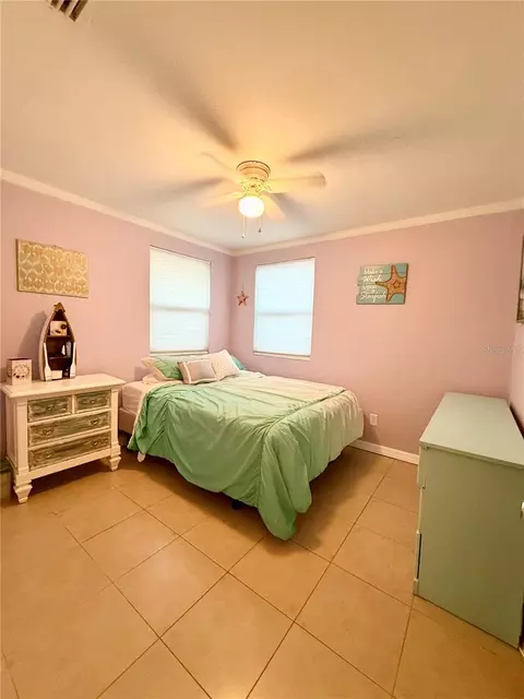 Bedroom - 43 Hibiscus Dr, Ormond Beach, FL 32176 photo 4 of 8
