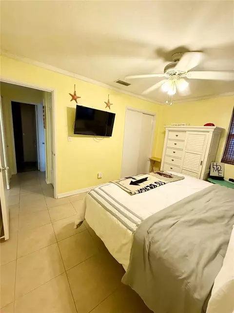 Bedroom - 43 Hibiscus Dr, Ormond Beach, FL 32176 photo 3 of 8