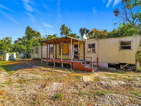 7135 Elizabeth Ave, Hudson, FL 34667