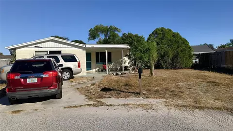 2608 Akita Pl, Holiday, FL 34691