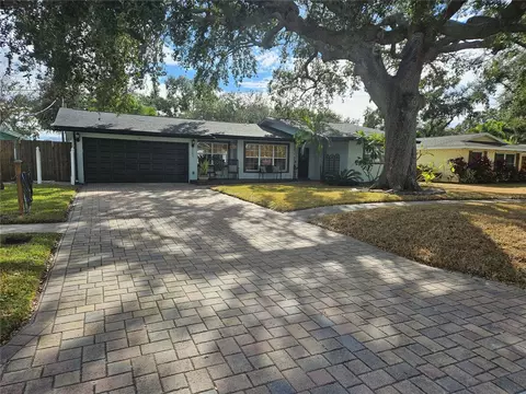2181 Viola Dr, Clearwater, FL 33764