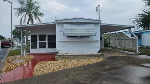 8300 Seminole Blvd #444, Seminole, FL 33772