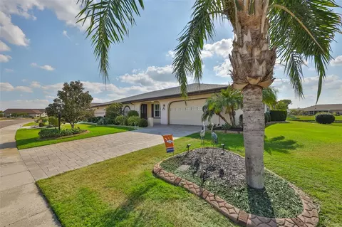 1506 Bentwood Dr, Sun City Center, FL 33573