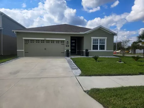 8052 Greenway Ave, Wesley Chapel, FL 33544