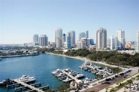 555 5th Ave NE #1302, Saint Petersburg, FL 33701