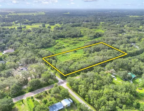 Hovan Ave, Plant City, FL 33565