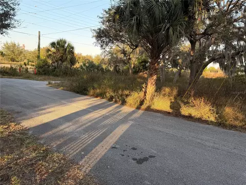 13934 Litewood Dr, Hudson, FL 34669 photo 2