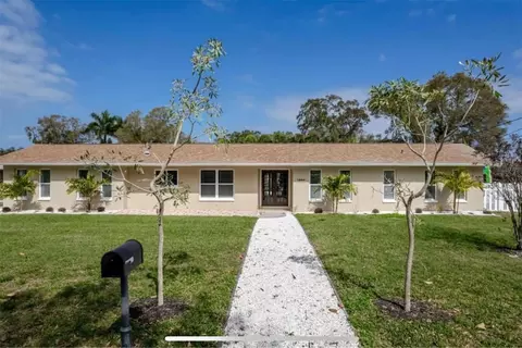 1880 Stancel Dr, Clearwater, FL 33764