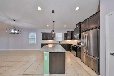 Kitchen - 1606 Cabbage Key Dr, Ruskin, FL 33570 photo 1 of 1