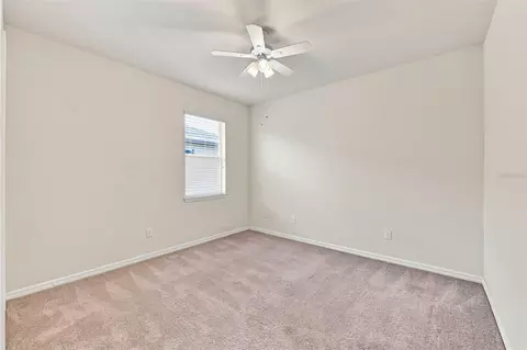 Bedroom - 1606 Cabbage Key Dr, Ruskin, FL 33570 photo 10 of 11
