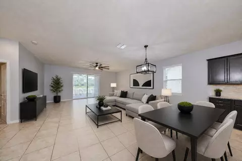 Living - 1606 Cabbage Key Dr, Ruskin, FL 33570 photo 1 of 5