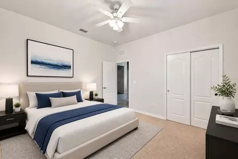 Bedroom - 1606 Cabbage Key Dr, Ruskin, FL 33570 photo 3 of 11