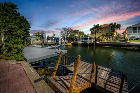 13926 Darlene Ave, Hudson, FL 34667