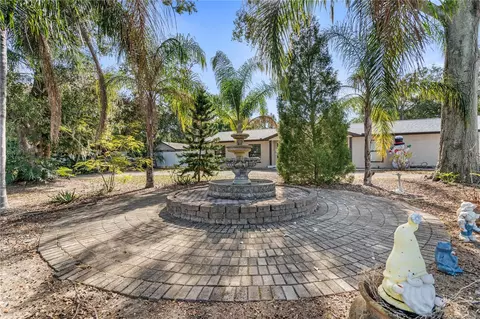 905 Bama Rd, Brandon, FL 33511