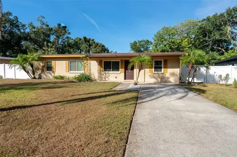 120 Ruby Cir, Brandon, FL 33510