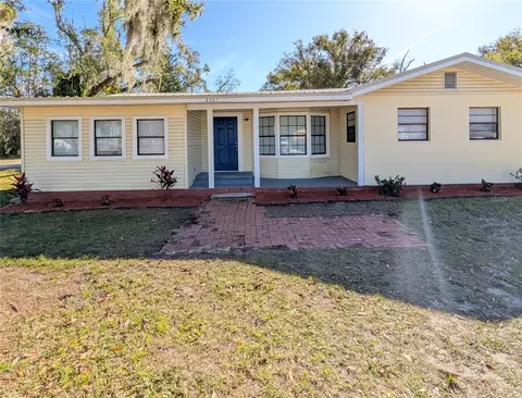 2301 Moody Ave, Plant City, FL 33563
