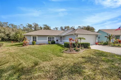 37157 Foxrun Pl, Zephyrhills, FL 33542