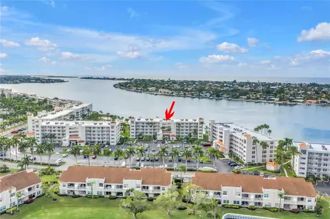 6001 Bahia Del Mar Cir #328, Saint Petersburg, FL 33715