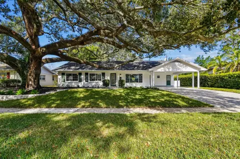 3311 Lacewood Rd, Tampa, FL 33618
