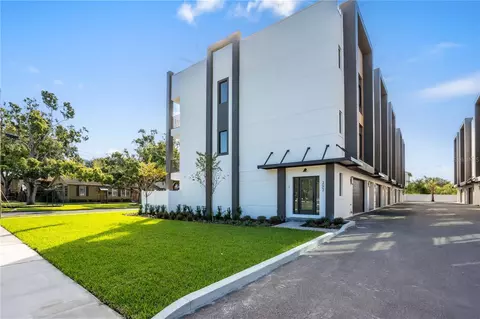 3002 W Platt #10, Tampa, FL 33609