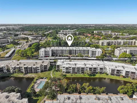 5980 80th St N #405, Saint Petersburg, FL 33709