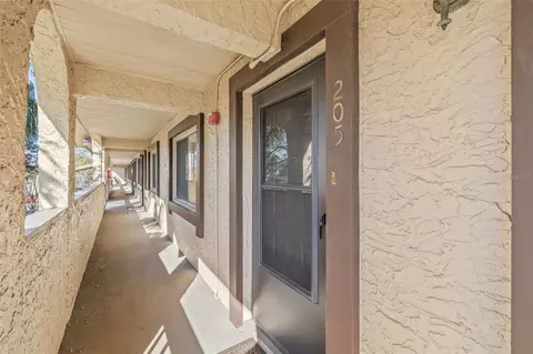 725 83rd Ave N #205, Saint Petersburg, FL 33702