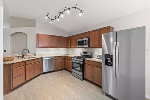 Kitchen - 6006 Chellas Ct, Lutz, FL 33558 photo 2 of 3