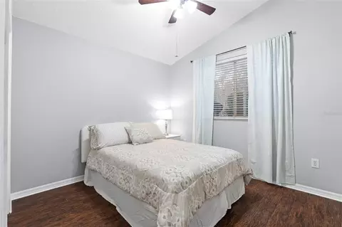 Bedroom - 6006 Chellas Ct, Lutz, FL 33558 photo 4 of 7