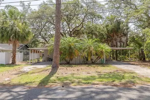 7116-7120 Oakwood Dr, New Port Richey, FL 34652