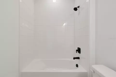 Bath - 5745 Wallis Ln, Saint Cloud, FL 34771 photo 6 of 7