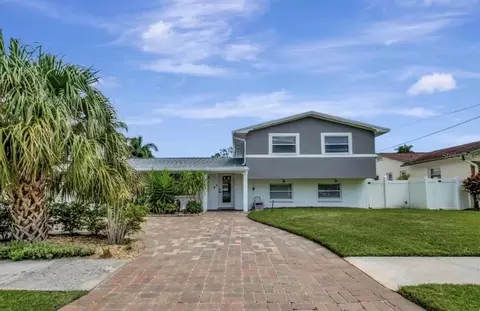 8327 Archwood Cir, Tampa, FL 33615