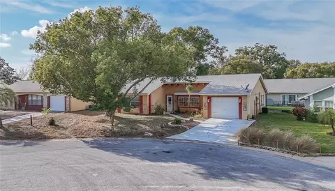 12413 Spanish Moss Dr, Hudson, FL 34667