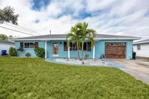 8920 109th Ln, Seminole, FL 33772