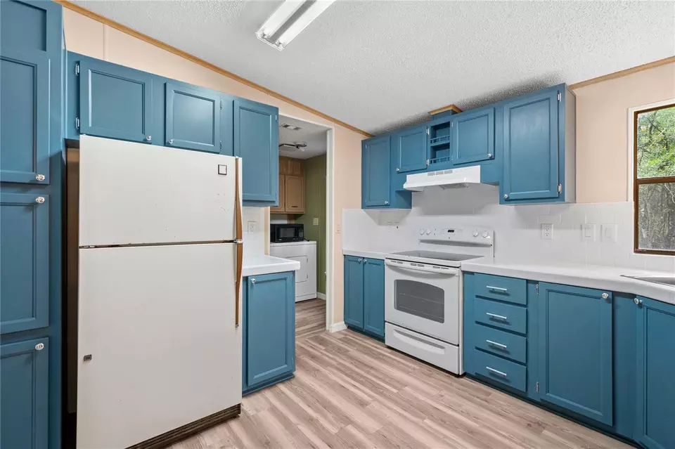 39720 Sunburst Dr, Dade City, FL 33525 | MLS# TB8453451 | 31 Photos ...