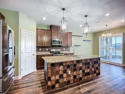 Kitchen - 6203 115th Ave E, Parrish, FL 34219 photo 1 of 12