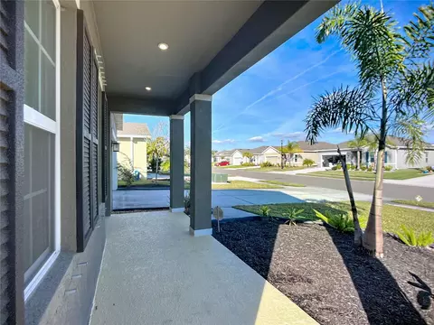 Exterior - 6203 115th Ave E, Parrish, FL 34219 photo 3 of 11