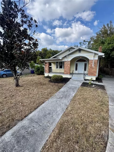 1920 E Paris St, Tampa, FL 33610