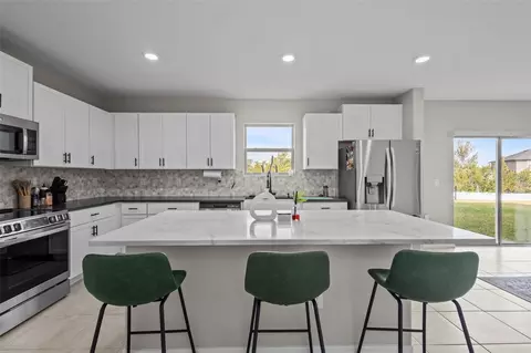 Kitchen - 13549 Willow Bluestar Loop, Riverview, FL 33579 photo 1 of 4