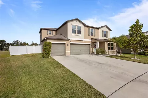 Exterior - 13549 Willow Bluestar Loop, Riverview, FL 33579 photo 2 of 5
