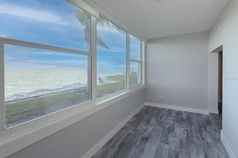 5 Gateshead Dr #107, Dunedin, FL 34698