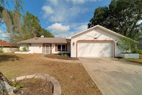 6418 India Dr, Spring Hill, FL 34608