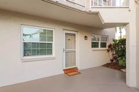 952 Virginia St #105, Dunedin, FL 34698