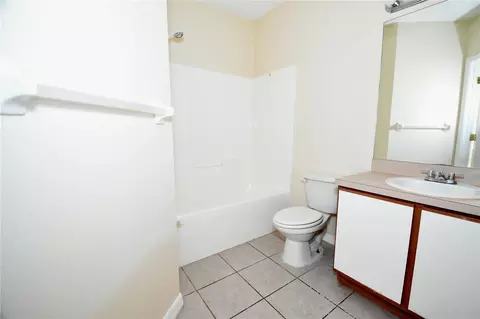 Bath - 9612 Seadale Ct #201, Riverview, FL 33578 photo 5 of 7
