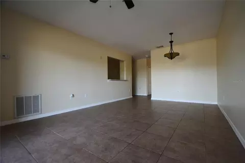 Living - 9612 Seadale Ct #201, Riverview, FL 33578 photo 5 of 6