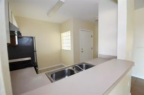 Kitchen - 9612 Seadale Ct #201, Riverview, FL 33578 photo 8 of 8