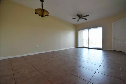 Living - 9612 Seadale Ct #201, Riverview, FL 33578 photo 4 of 6