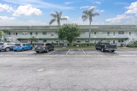 1433 S Belcher Rd #B5, Clearwater, FL 33764